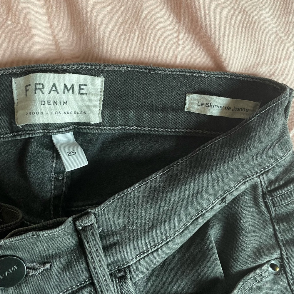 Frame Split Jean - Picture 4 of 5